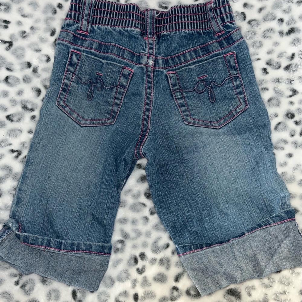 Blue jeans - Picture 2 of 3